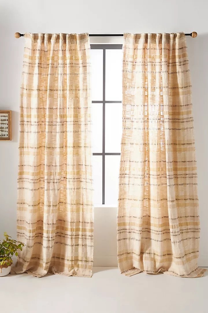 Penny Curtain - Image 0