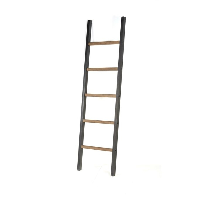 7 ft Blanket Ladder - Image 0