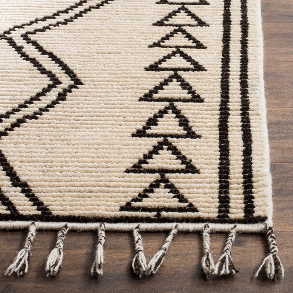 Safavieh Hand-knotted Kenya Audrina Southwestern Tribal Wool Rug - 8' x 10' - Ivory/Black - Image 2