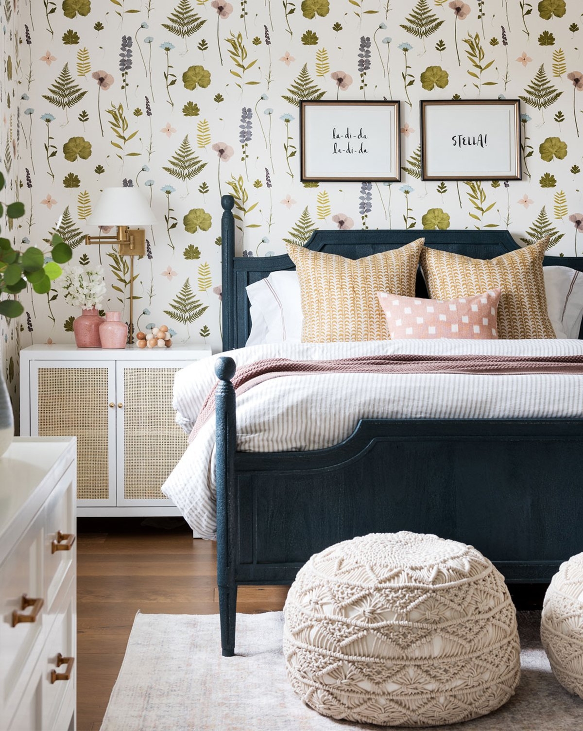 LEIDEN PATTERNED RUG, 6'7" x 9'2" - Image 3