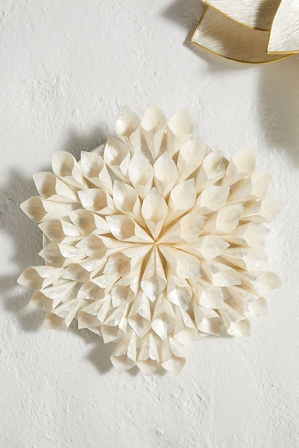 Capiz Flower Wall Charm - Image 0