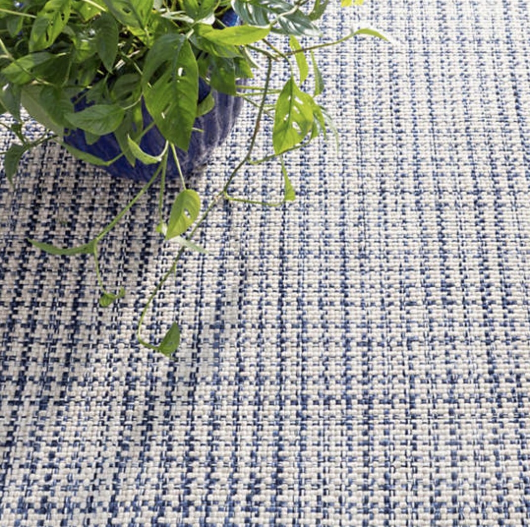 JOURNEY BLUE INDOOR/OUTDOOR RUG - Image 1