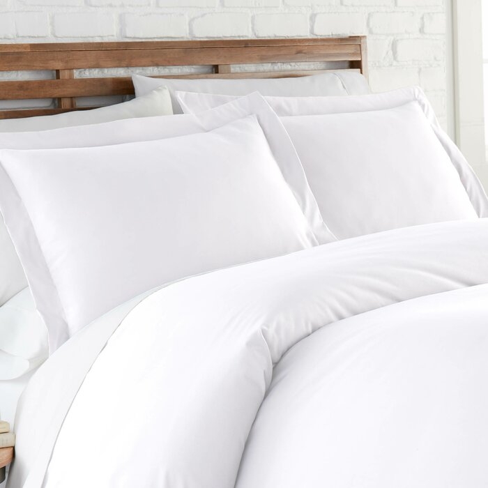 Miraloma Classic Duvet Cover Set - Image 0