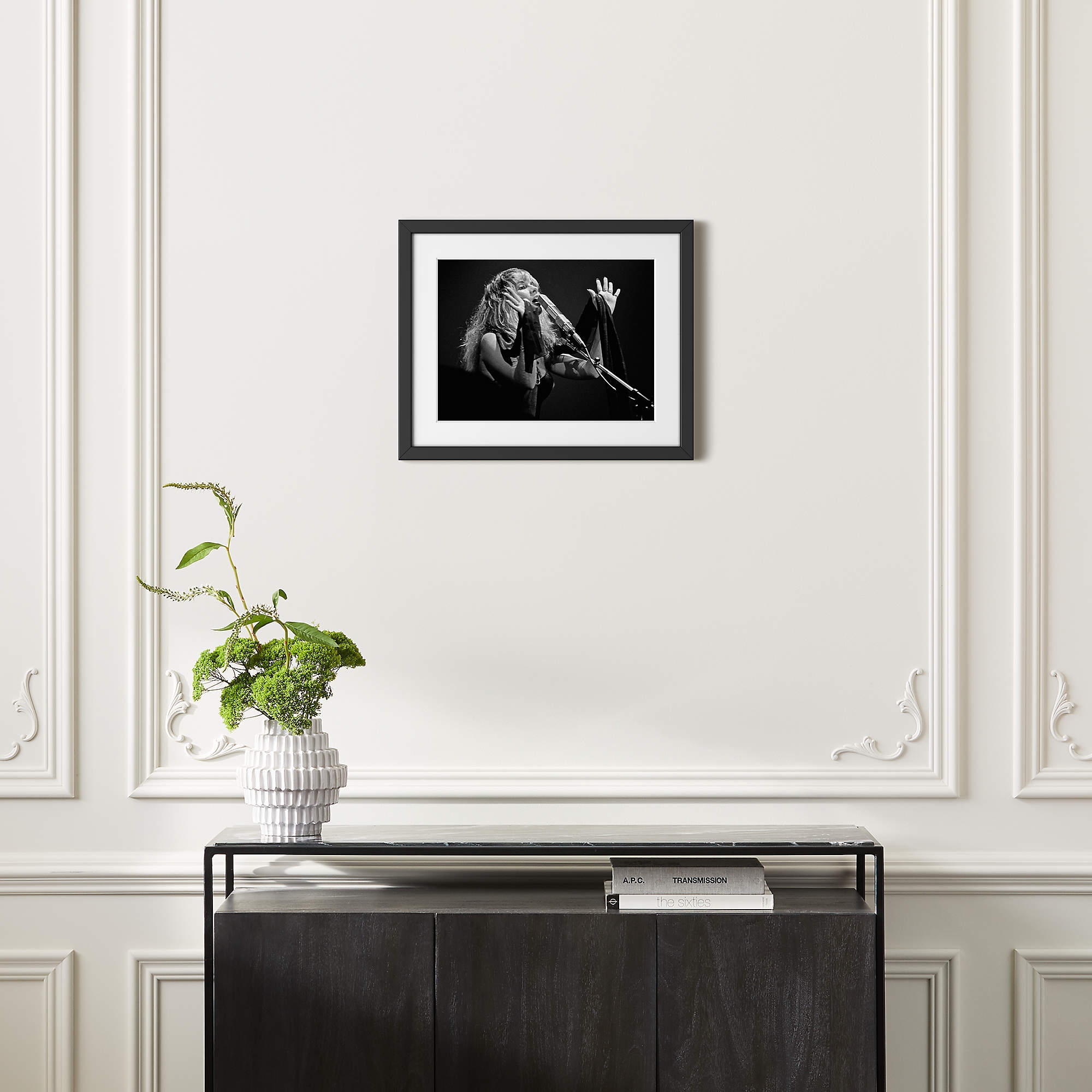 'Stevie Nicks, 1977' Photographic Print in Black Frame 21.5"x17.5" - Image 1