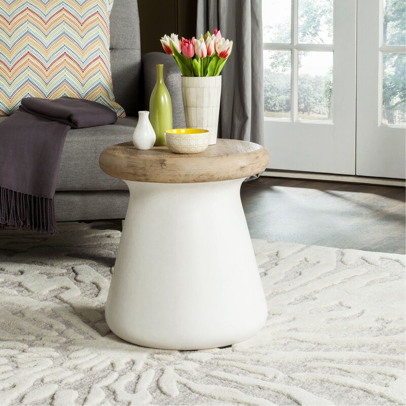 Delwood End Table - Image 0