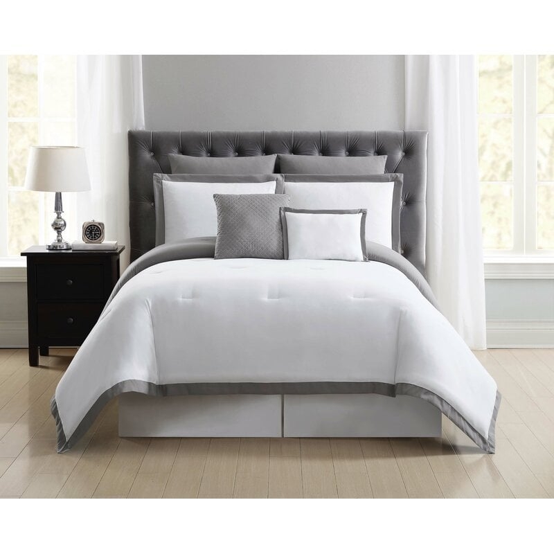 Everyday Hotel Comforter Set - KING - Image 0