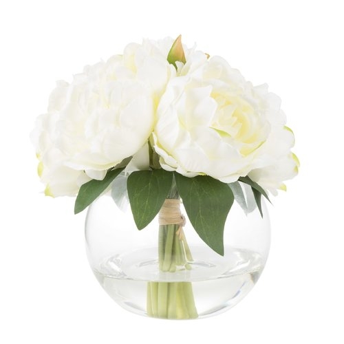 Rose Floral Arrangement and Centerpieces in Glass Vase - Image 0