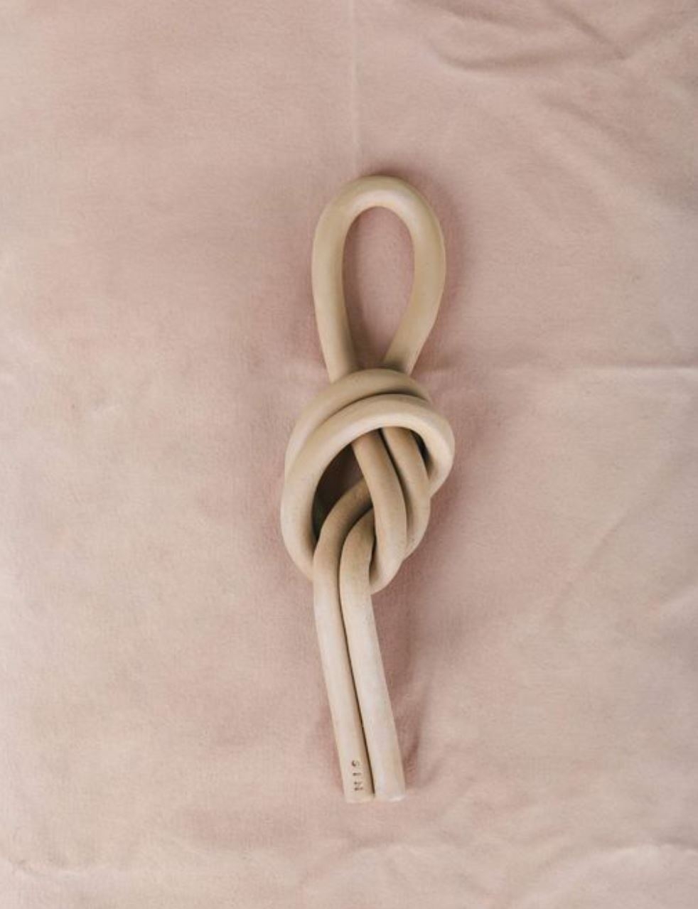 Overhand Knot by SIN Ceramics - Image 2