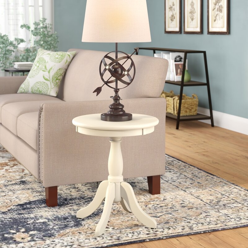 Pineview End Table - Image 3