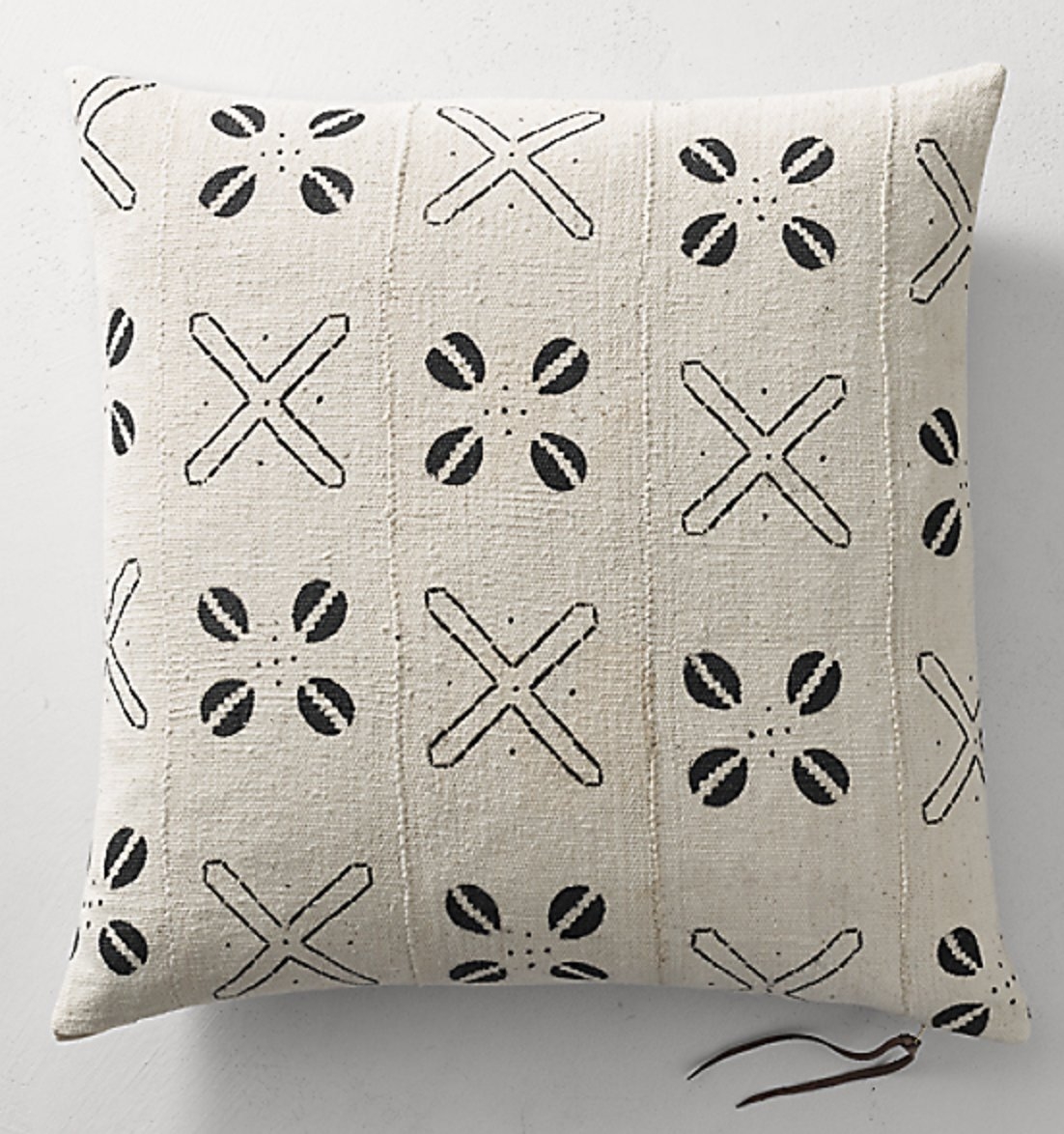 HANDWOVEN AFRICAN MUD CLOTH COWRIE CLUSTER PILLOW COVER - NATURAL - Image 0