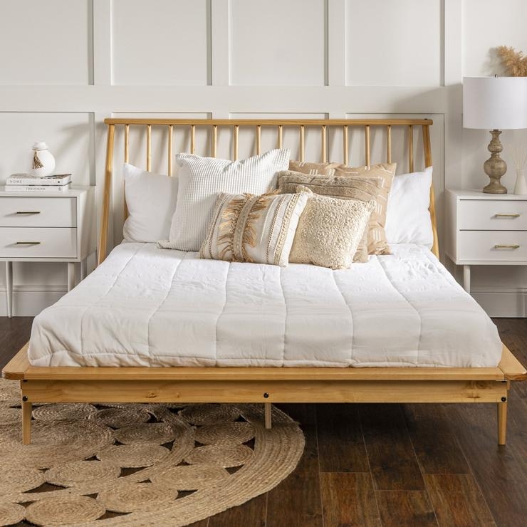 Modern Wood Queen Spindle Bed - Light Oak - Image 2