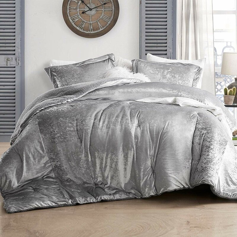 Harlow Oversized Reversible Comforter Set - Image 0