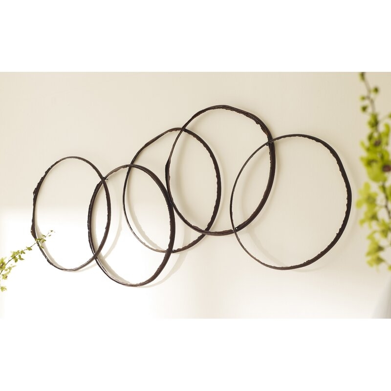 5 Rings Wall Décor - Image 0