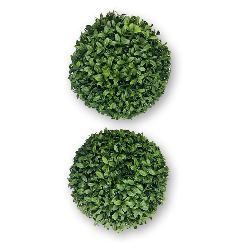 2 Kissing Ball Boxwood Topiary Set (Set of 2) - Image 0