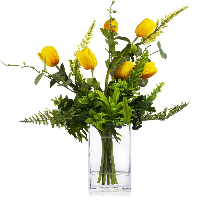 Tulip Floral Arrangement in Vase - Image 0