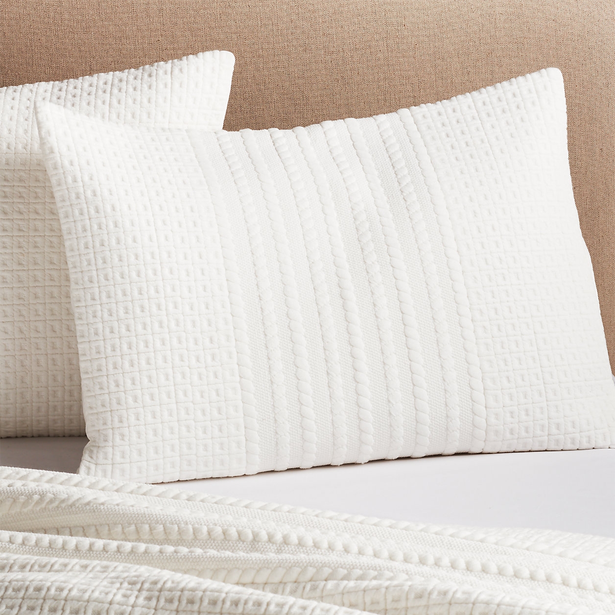 Doret Grey Jersey Pillow Sham King - Image 0
