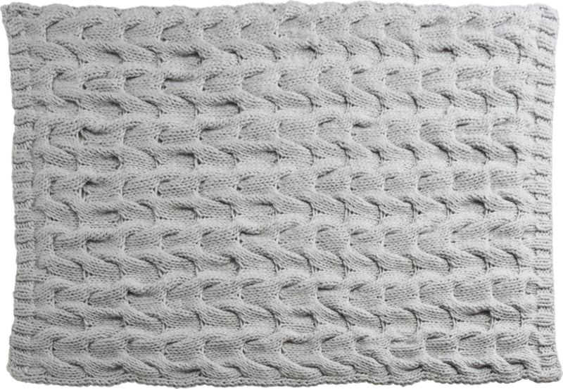 Chunky Light Grey Cable Knit Throw - Image 4