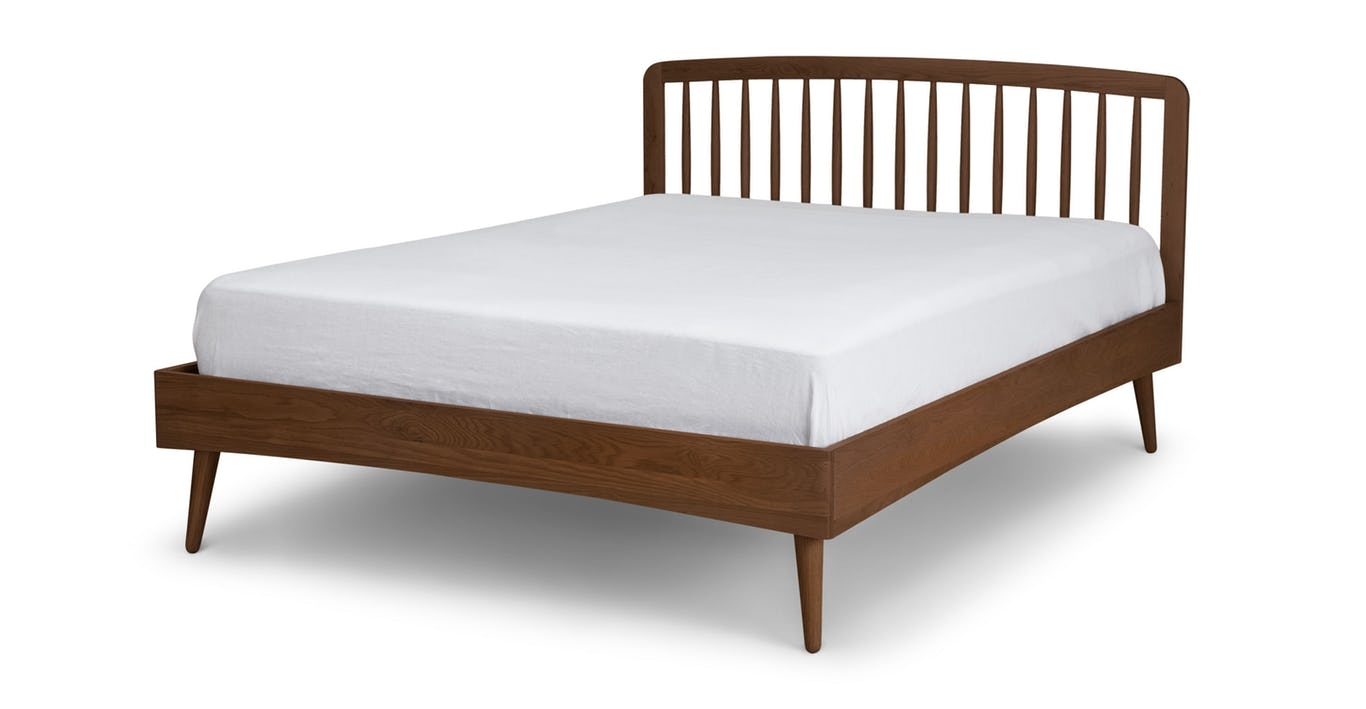 Culla Spindle Oak Queen Bed- Walnut - Image 0