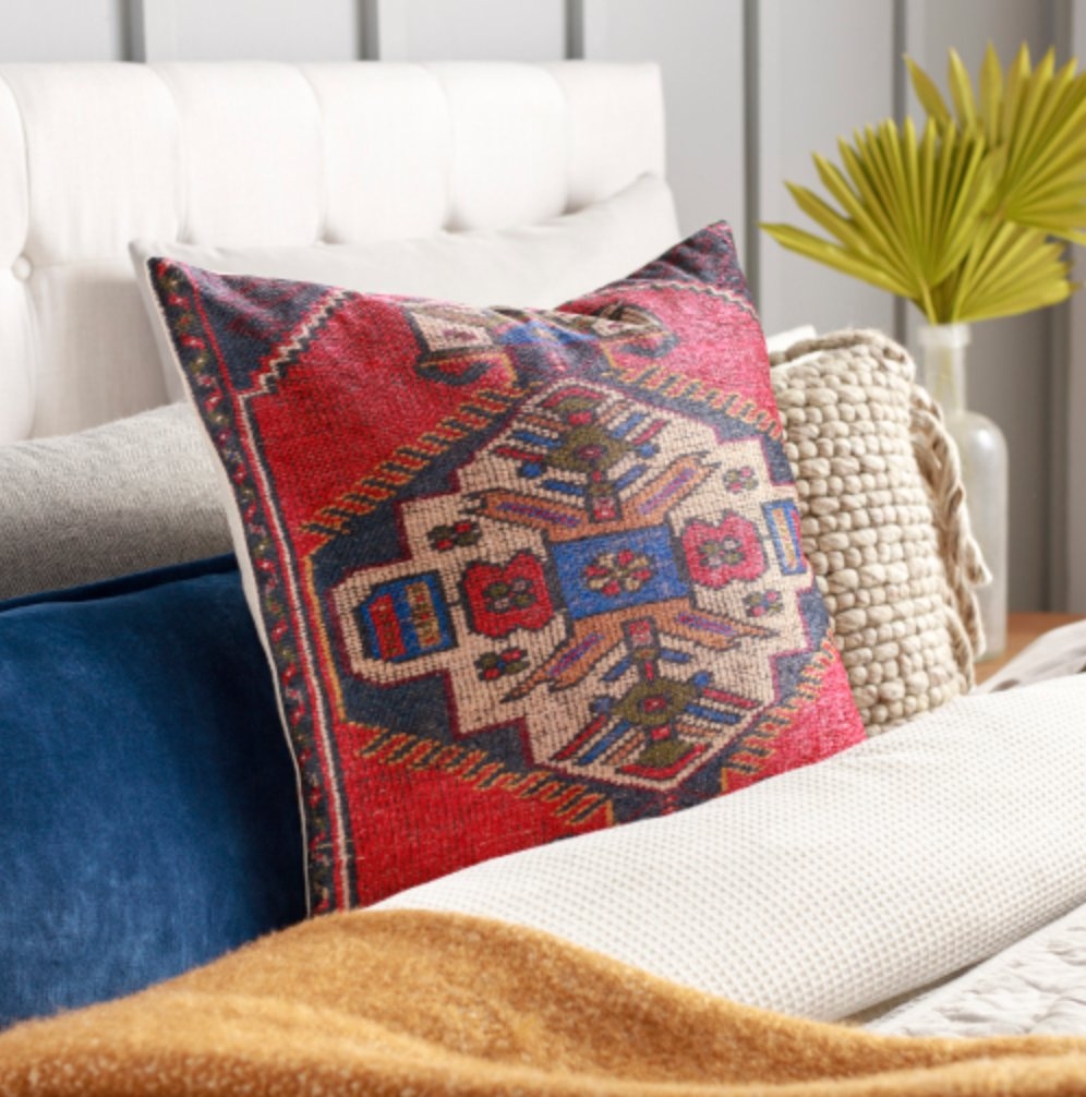 Javed JVD-002 18"L x 18"W Pillow Cover - Image 2