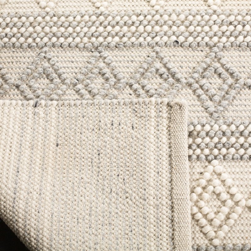 Diara Handwoven Wool/Cotton Gray/Ivory Area Rug - Image 3