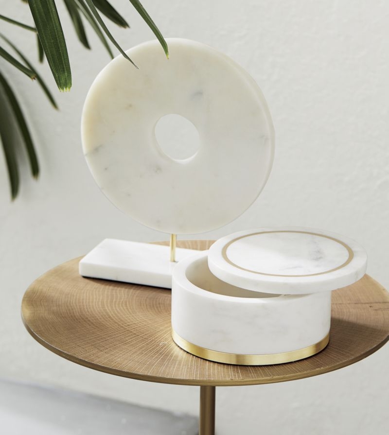 White Marble Circle on Stand - Image 3