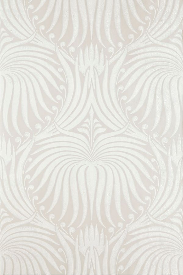 Farrow & Ball Lotus Wallpaper: Pointing No. 2003 - Image 1