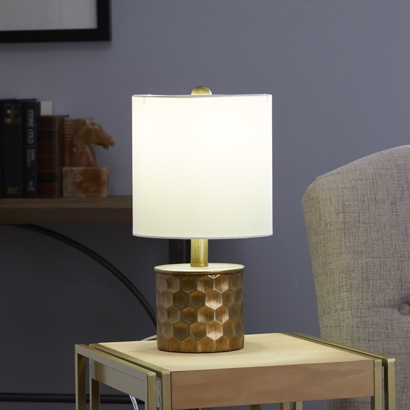 Casto 16" Table Lamp - Image 1