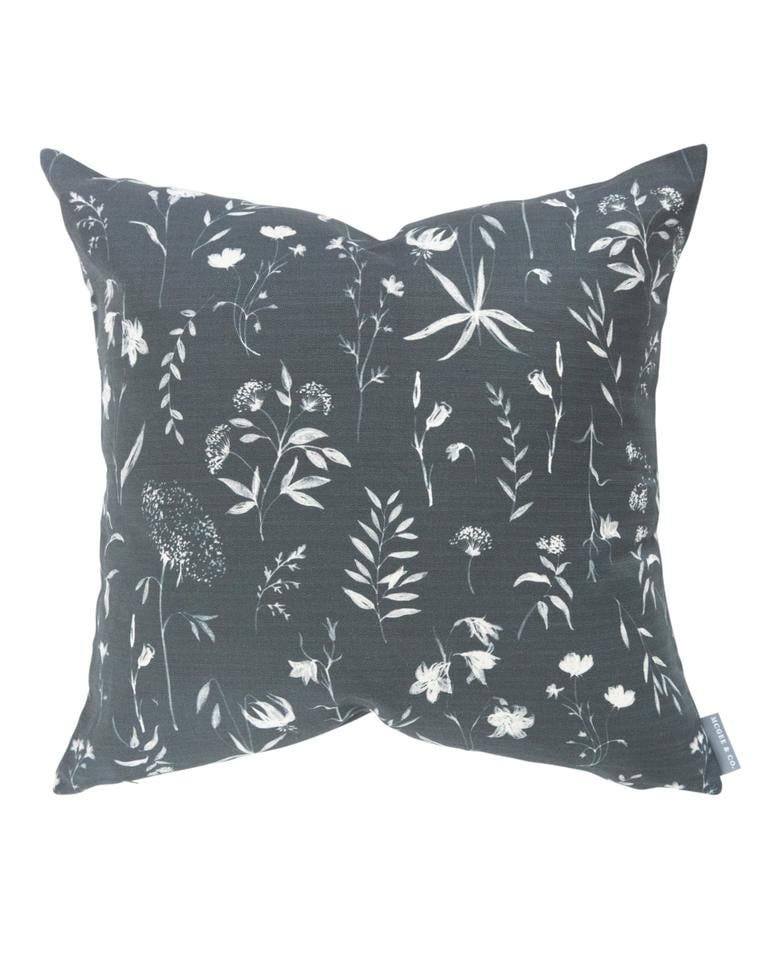 JUNO FLORAL PILLOW COVER - Image 0
