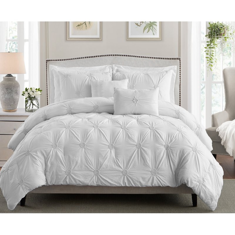 Tierra Luxurious Comforter Set - Queen - Image 1