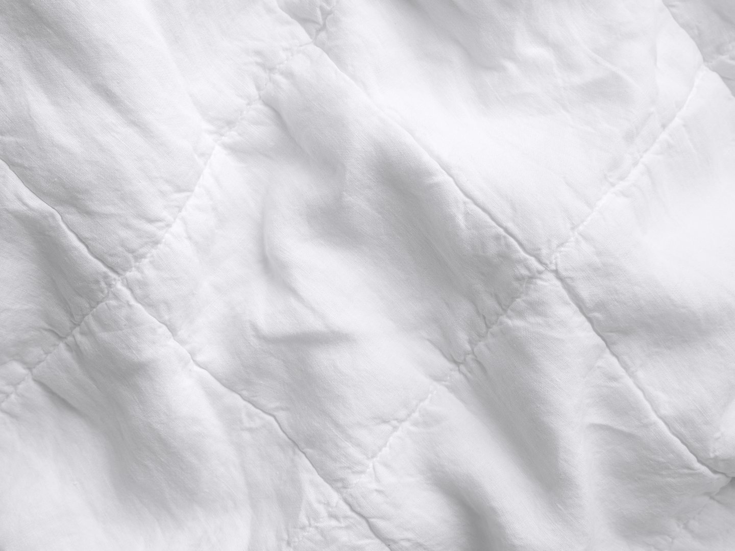 Full/Queen Linen Quilt in White | Parachute - Image 2