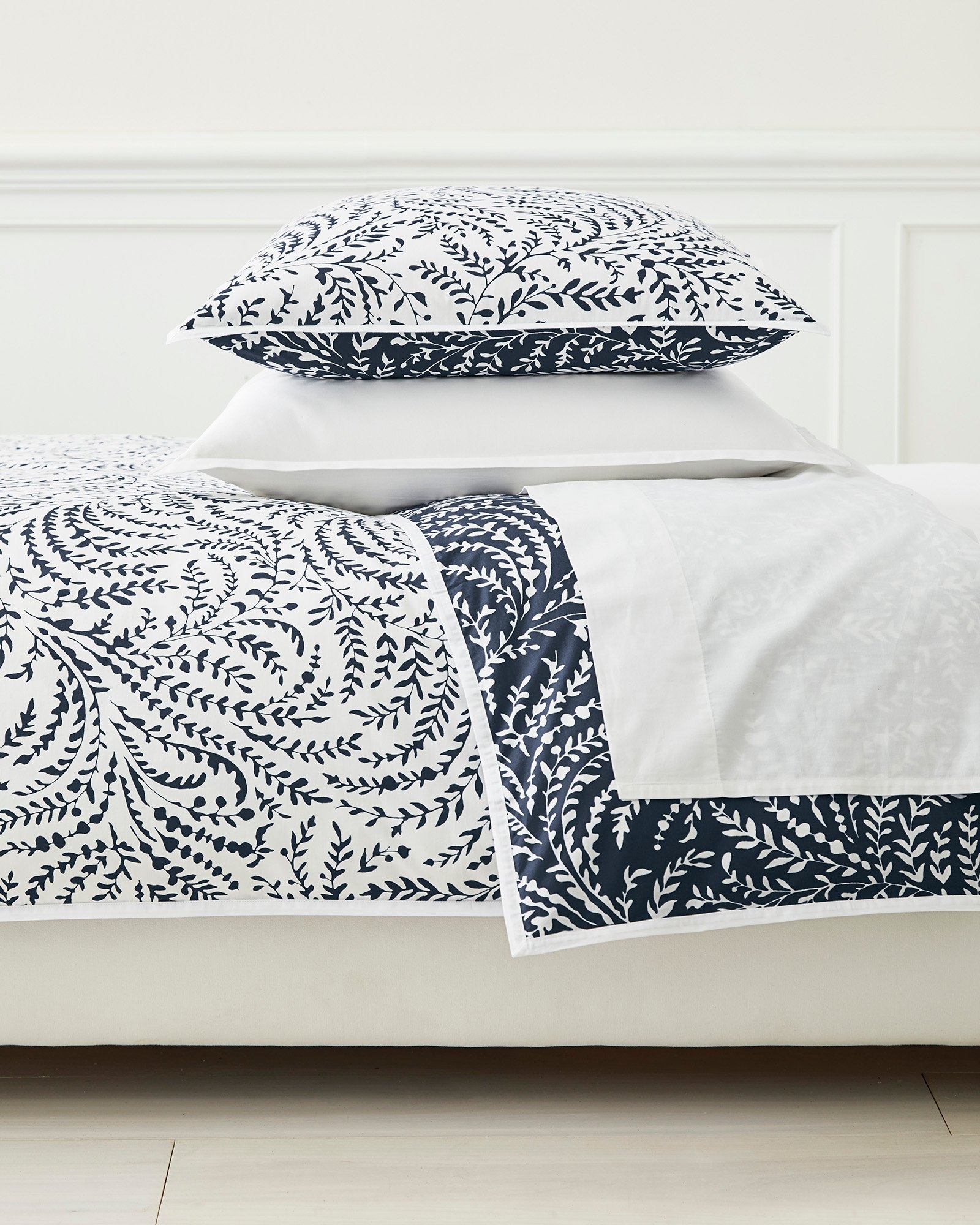 Priano King/Cal King Duvet Cover - Navy - Insert sold separately - Image 0