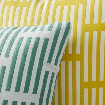 Outdoor Lattice Pillow, 18"x18", Citrus Yellow - Image 1