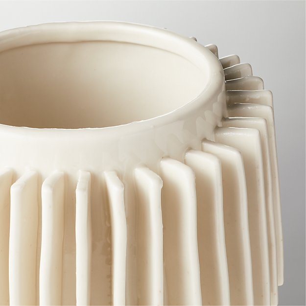 Ruff White Porcelain Vase - Image 1