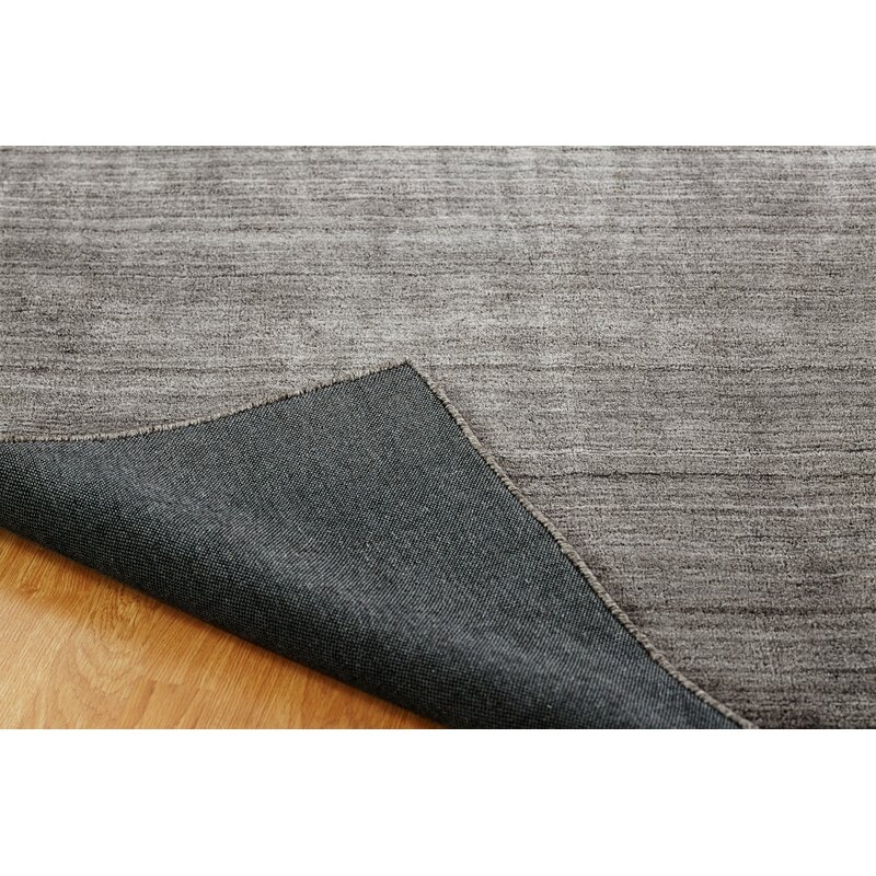 Jami Handmade Handwoven Gray Area Rug - Image 1