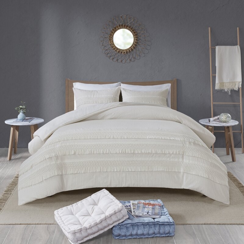 Umbria Cotton Seersucker Reversible Comforter Set - Image 0