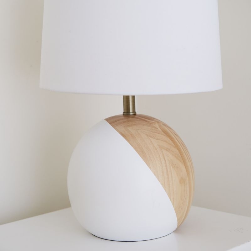 White and Wood Table Lamp - Image 3
