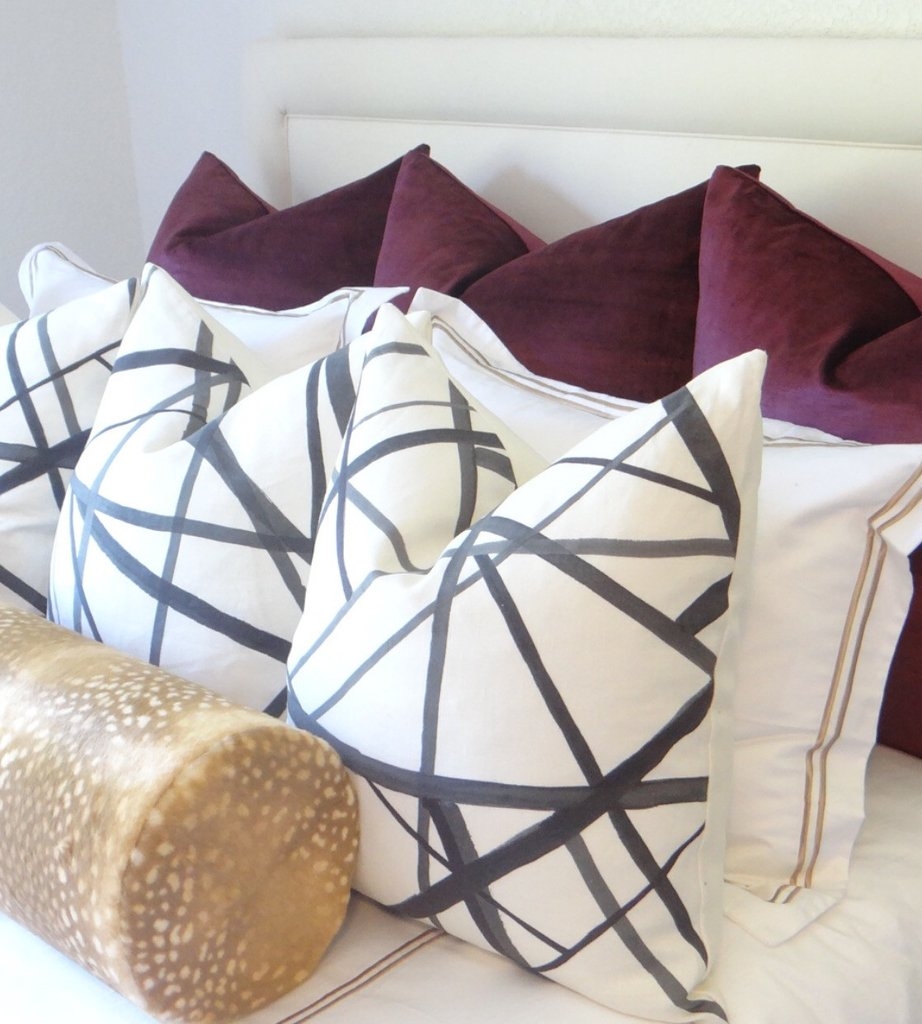 Channels // Ebony + Ivory Pillow Cover // 22"x22" - Image 2