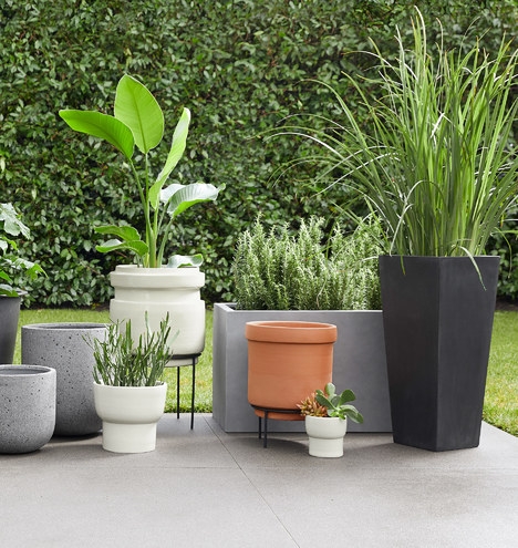 Dell Tall All-Weather Planter - Image 1
