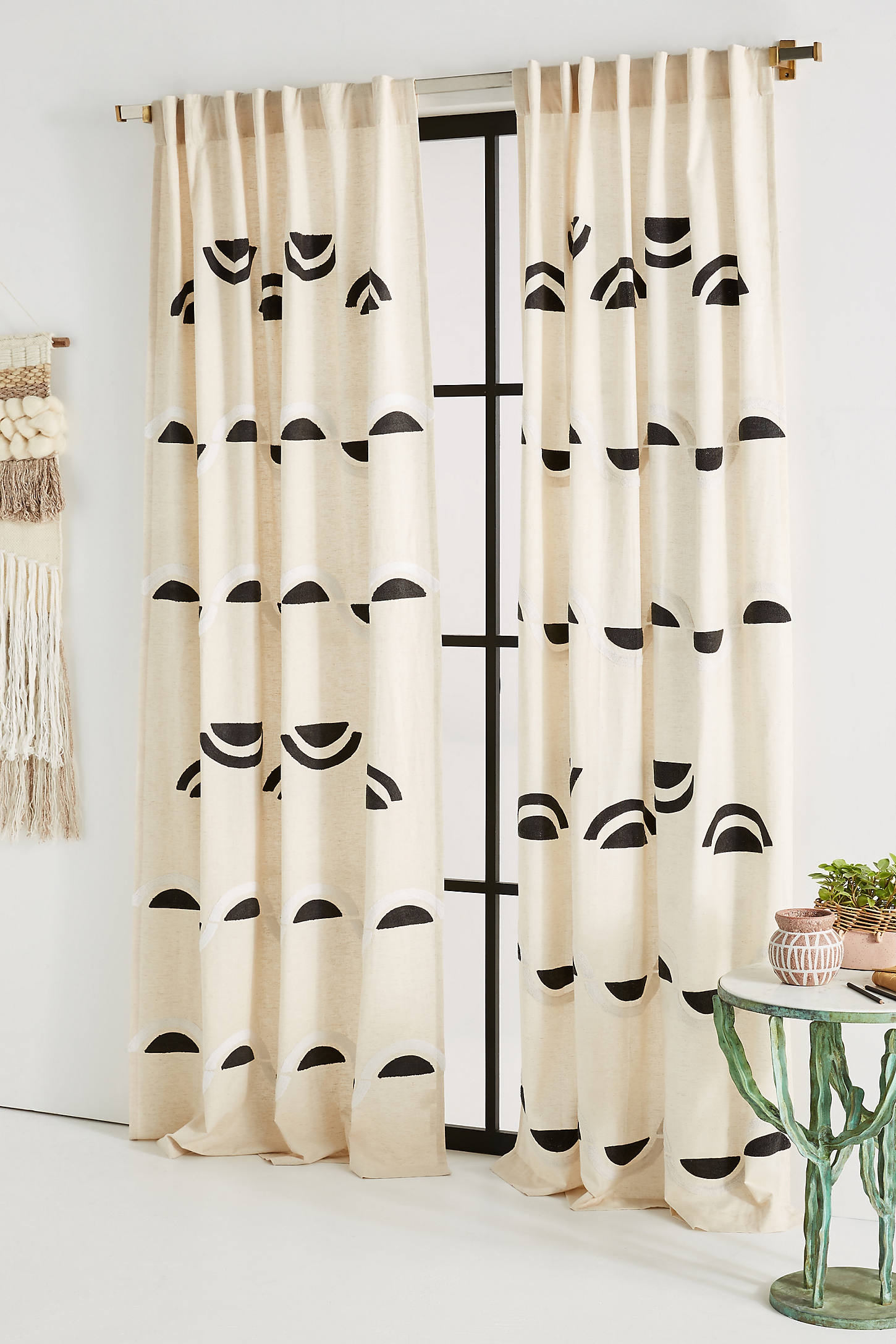 Embroidered Bailey Curtain - Image 0