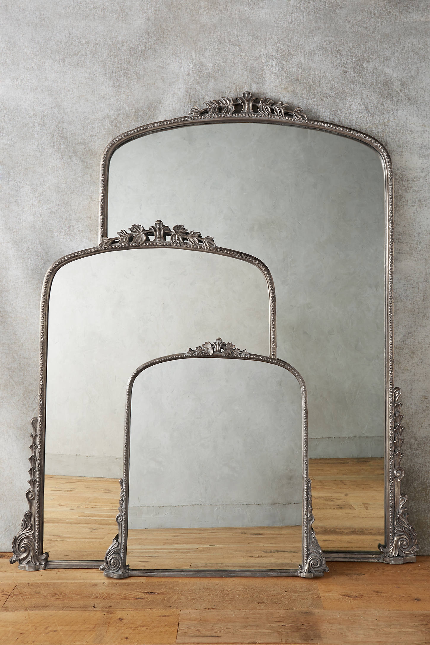 Gleaming Primrose Mirror - 7' Silver - Image 0