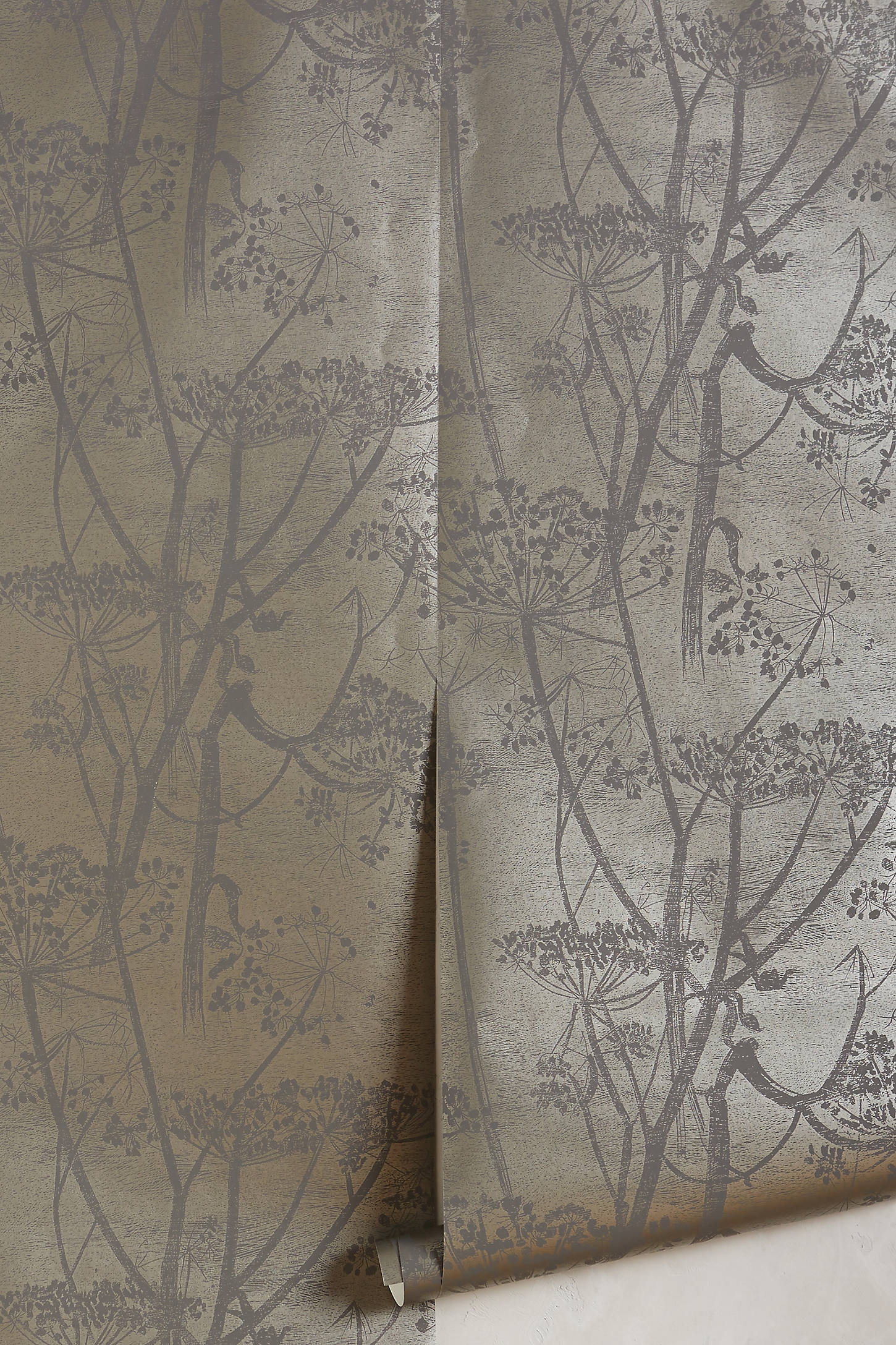 Queen Anne's Lace Wallpaper By Cole & Son in Grey - Image 0