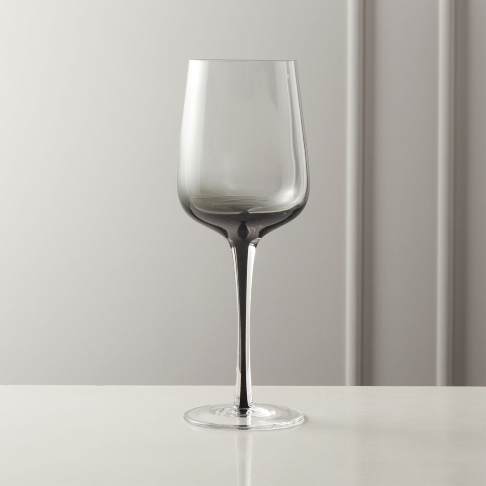 Reina White Smoke Wine Glass - Image 0