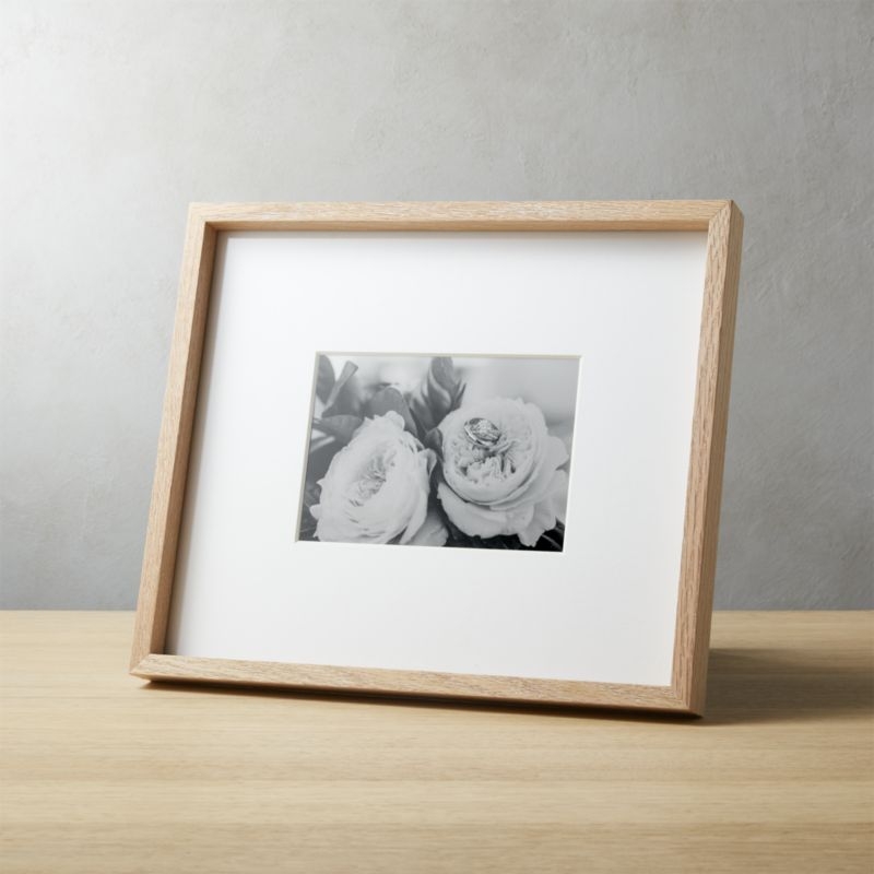 Gallery Oak Picture Frames with White Mat 4x6 - Image 3
