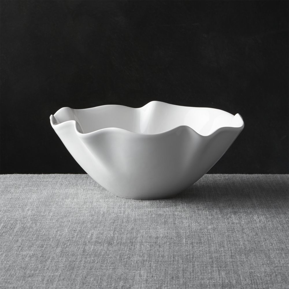 White Ruffle 11" Small Bowl - Image 0