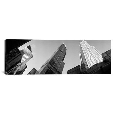 'Sears Tower, Chicago, Illinois' Photographic Print on Canvas - Image 0