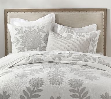 Lilo Quilt, King/Cal King, Gray - Image 0