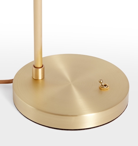 Cedar & Moss Table Lamp - Image 4