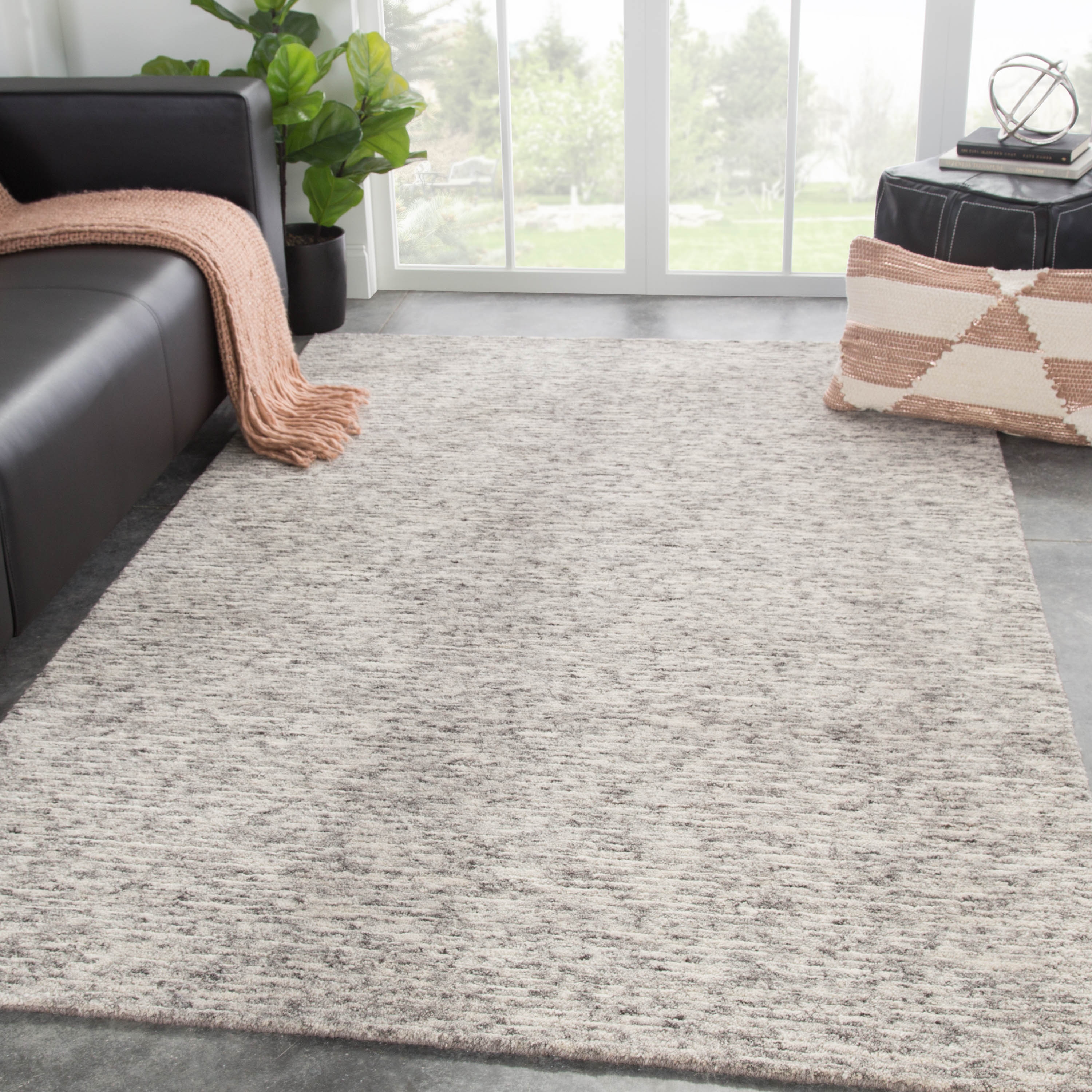 Montshire Handmade Solid Gray/ White Area Rug (8'X10') - Image 4