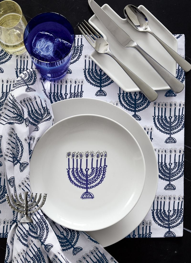 Barberry Matte 20-Piece Flatware Set - Image 4