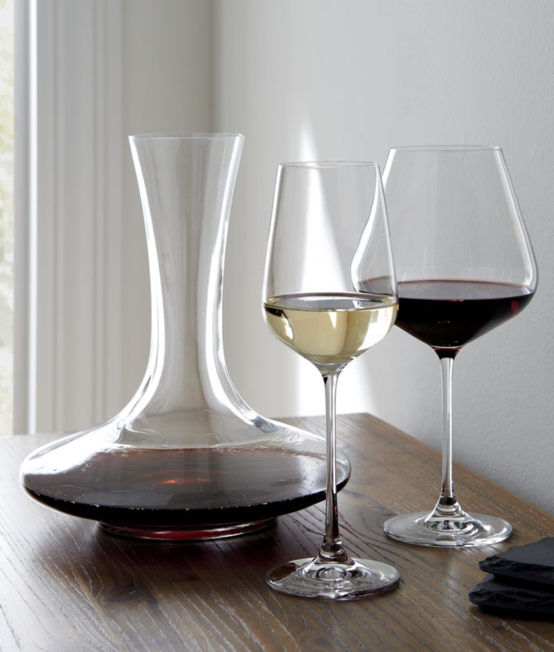 Hip White Wine Glass - Image 4